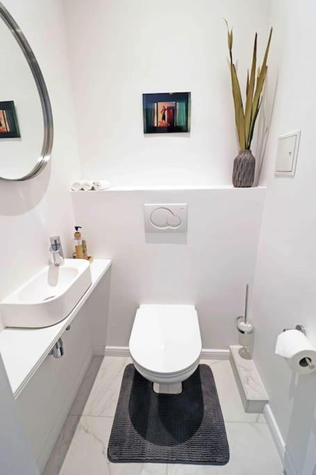 Smart Mit Balkon Am Augarten Park Naehe Zentrum Appartement Wenen